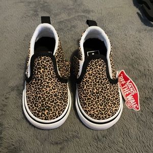 Cheetah print baby girl Vans Size 6